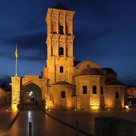 Anamor 408 Apartment *