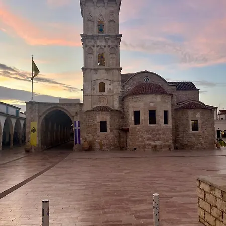 Anamor 408 Apartment