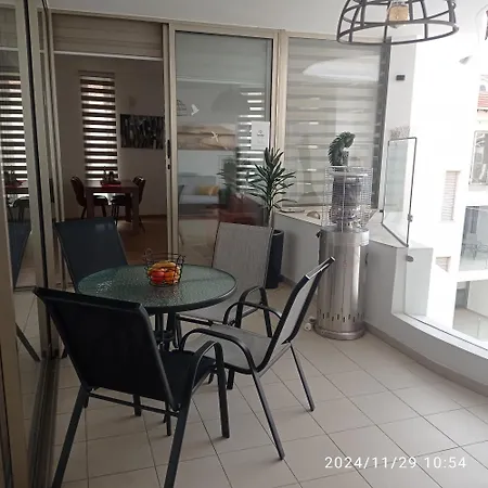 Anamor 408 * Larnaca